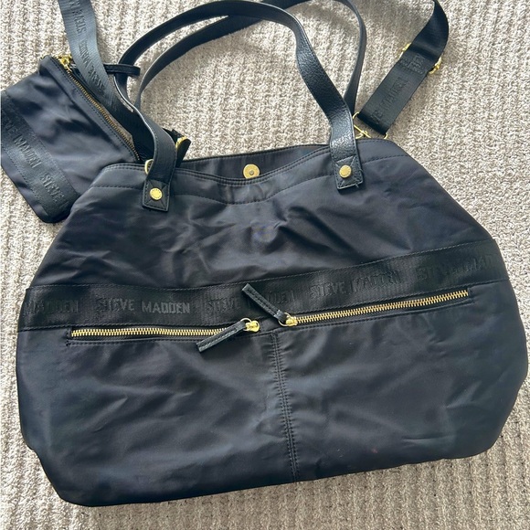Large Steve Madden Bag - Picture 3 of 8